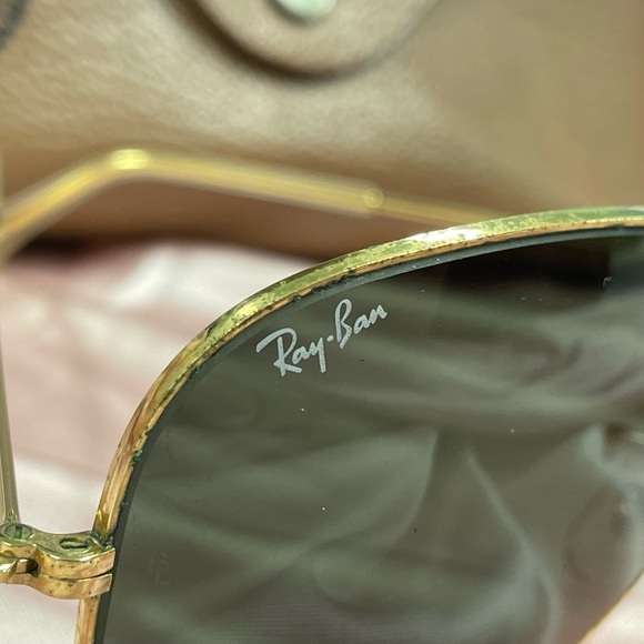 RARE Vintage B&L Ray-Ban Aviators Sunglasses with Case - Picture 6 of 16